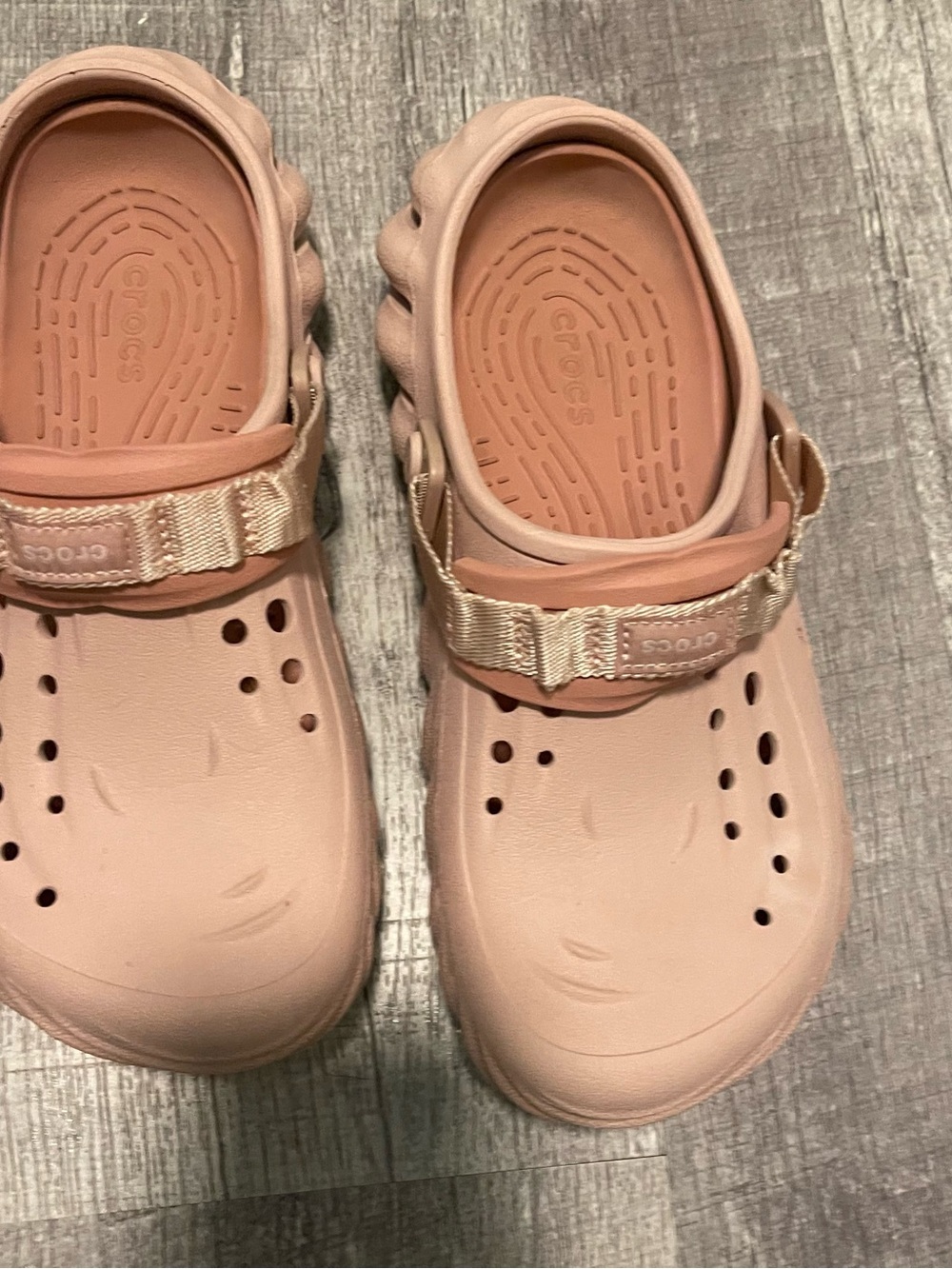 Crocs Echo Clog Quartz Pink Womens Size 9 Platform Slip On Comfort Sandals M 9